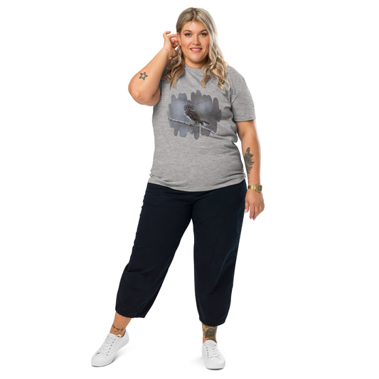 Premium grey organic cotton t-shirt featuring a fine art nature photograph of a Nordic Eurasian Pygmy Owl from the Tarja x Novapuro collection.